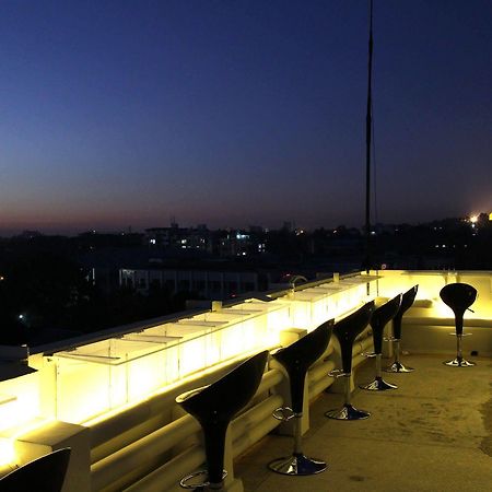 Alfa Hotel Yangon Dış mekan fotoğraf