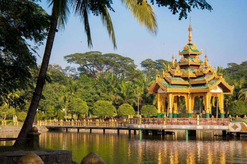 Alfa Hotel Yangon Dış mekan fotoğraf