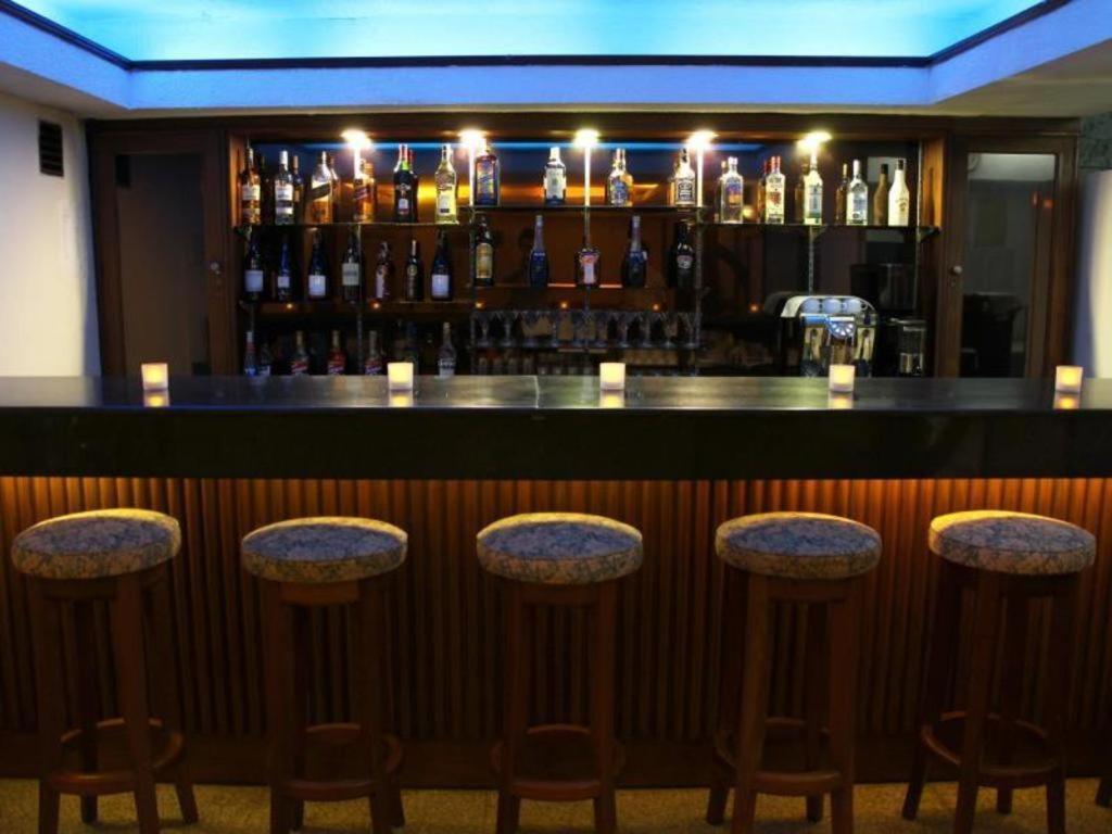 Alfa Hotel Yangon Dış mekan fotoğraf