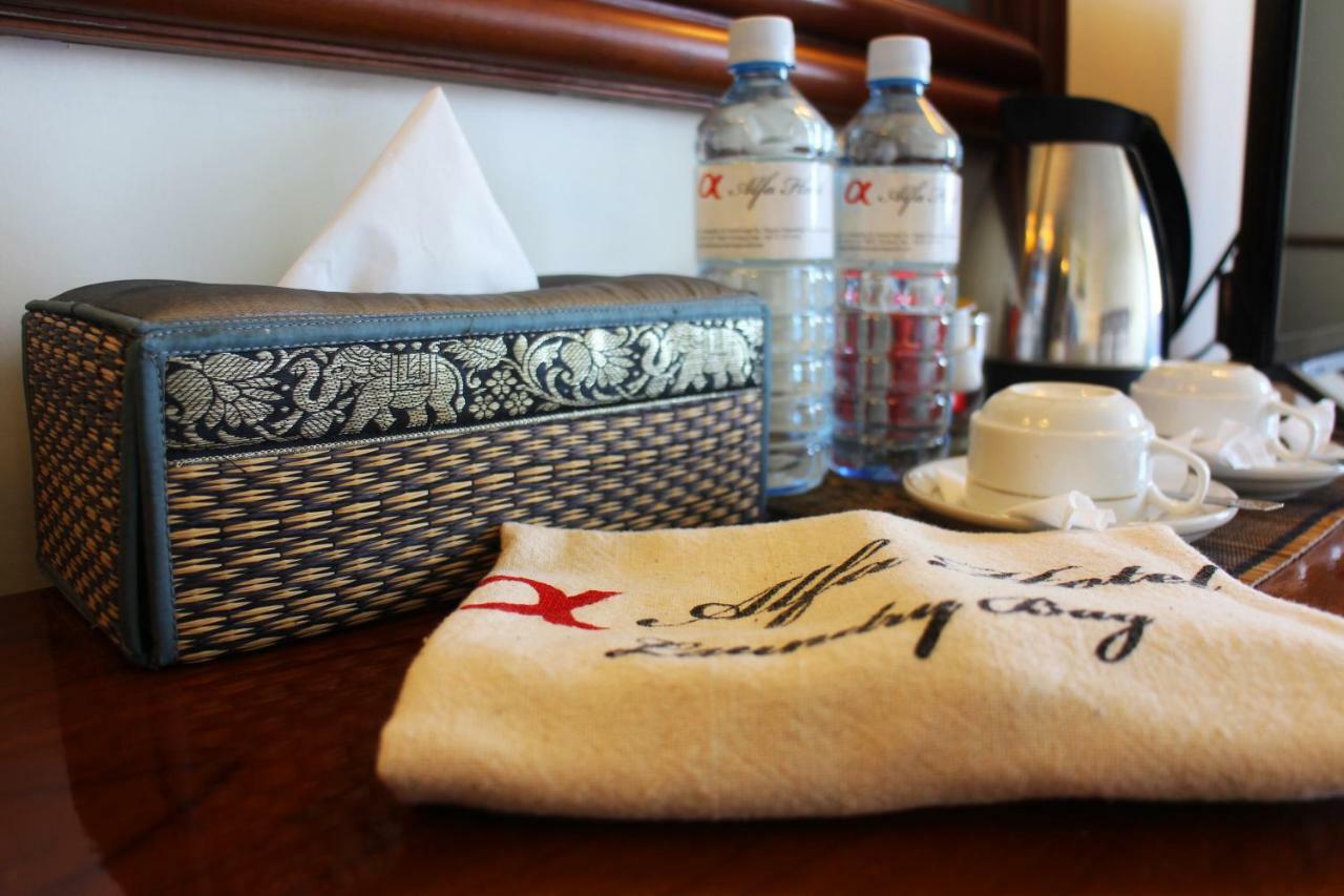 Alfa Hotel Yangon Dış mekan fotoğraf