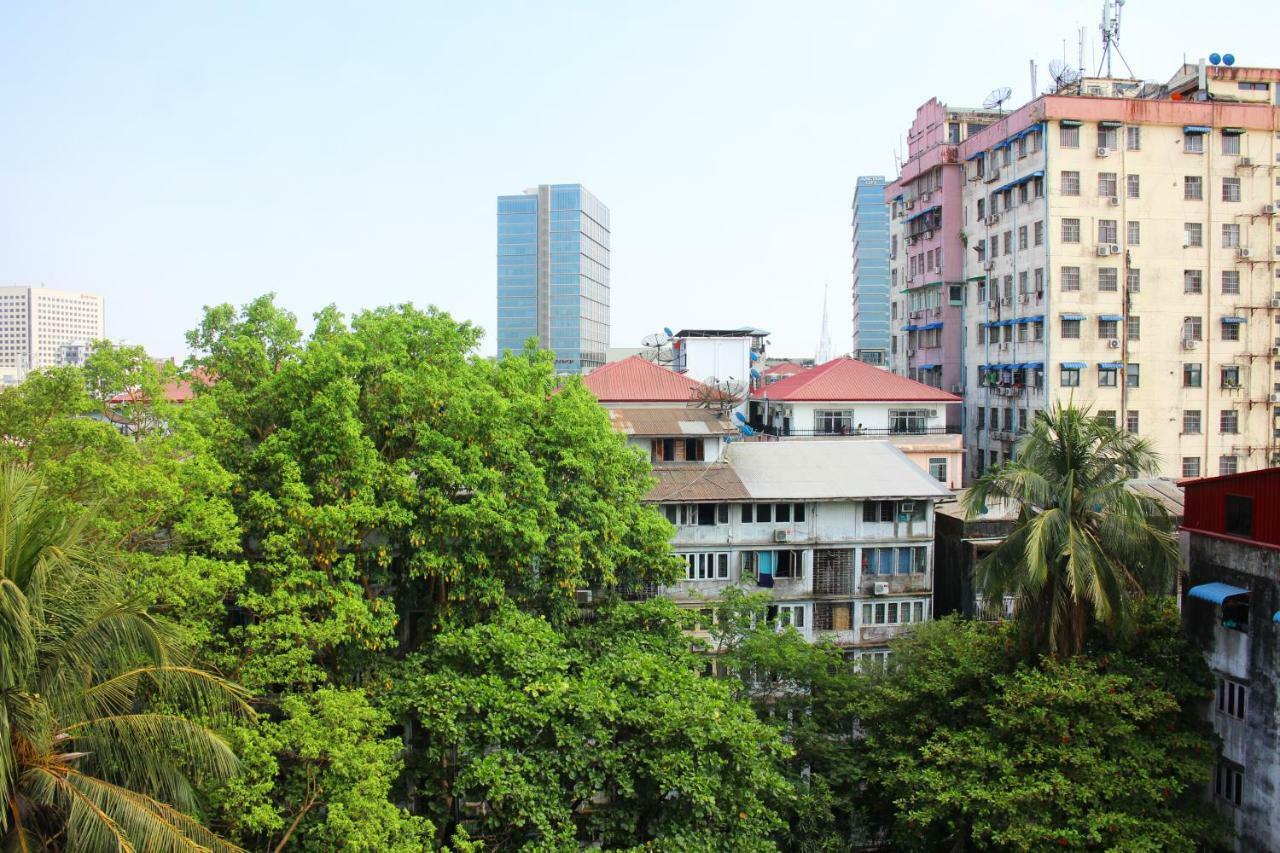 Alfa Hotel Yangon Dış mekan fotoğraf