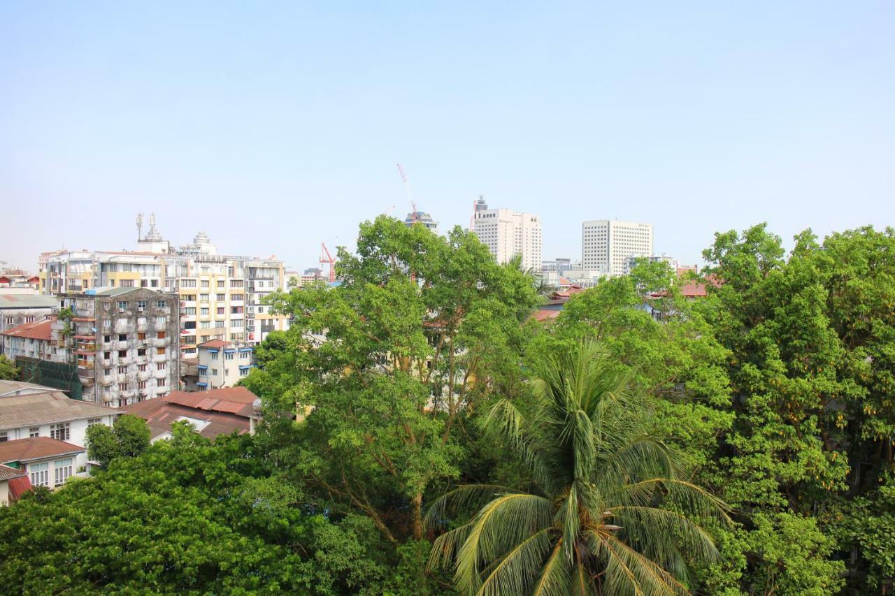 Alfa Hotel Yangon Dış mekan fotoğraf